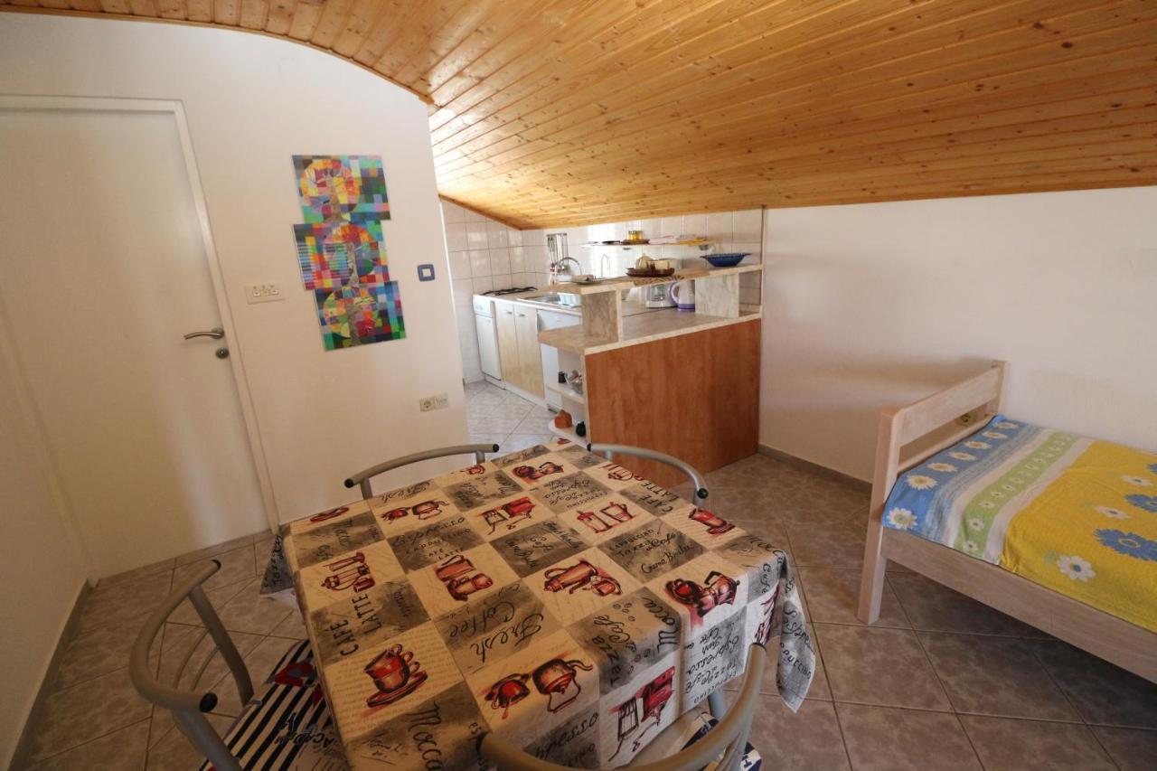 Apartments With A Parking Space Nin, Zadar - 11402 Dış mekan fotoğraf